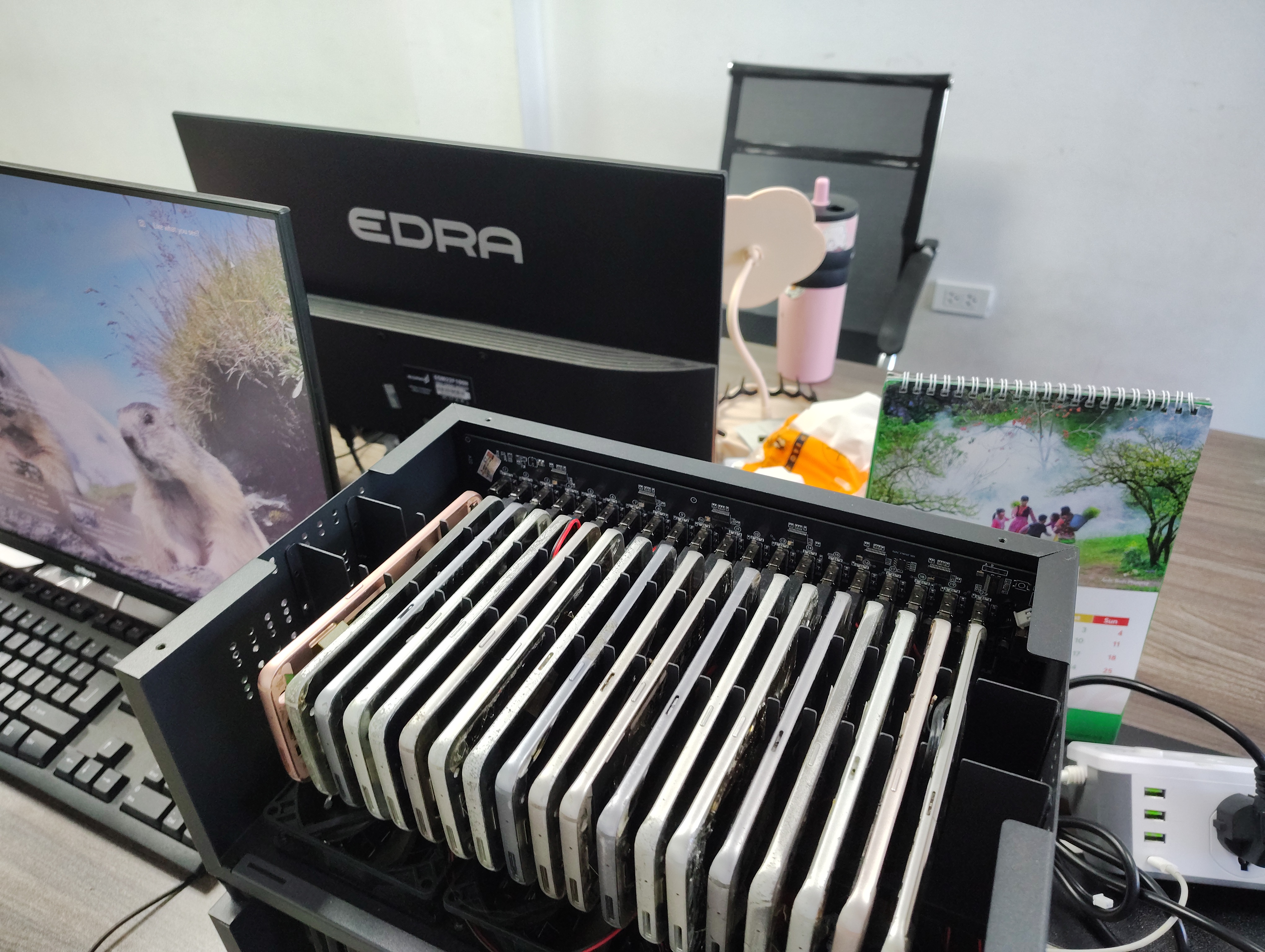 Lắp Đặt Box Phone Farm Tại Đường Hoàng Văn Thụ, tp Hồ Chí Minh